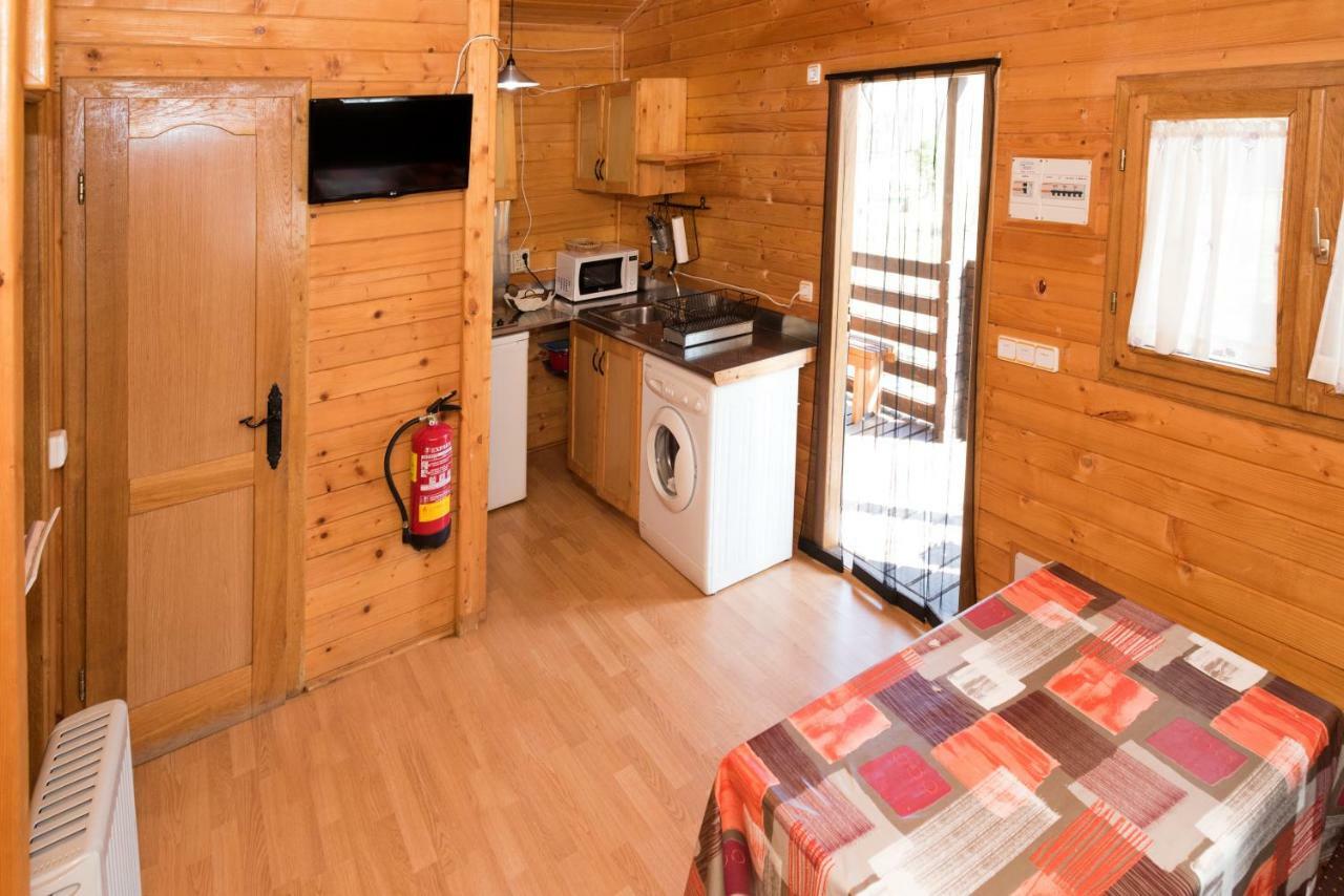 Cabanas Vallecino Manzanal de los Infantes Eksteriør bilde