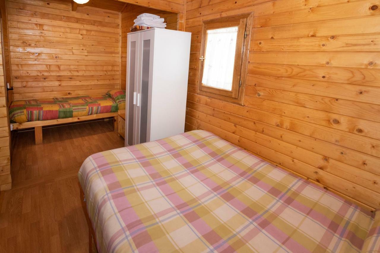 Cabanas Vallecino Manzanal de los Infantes Eksteriør bilde